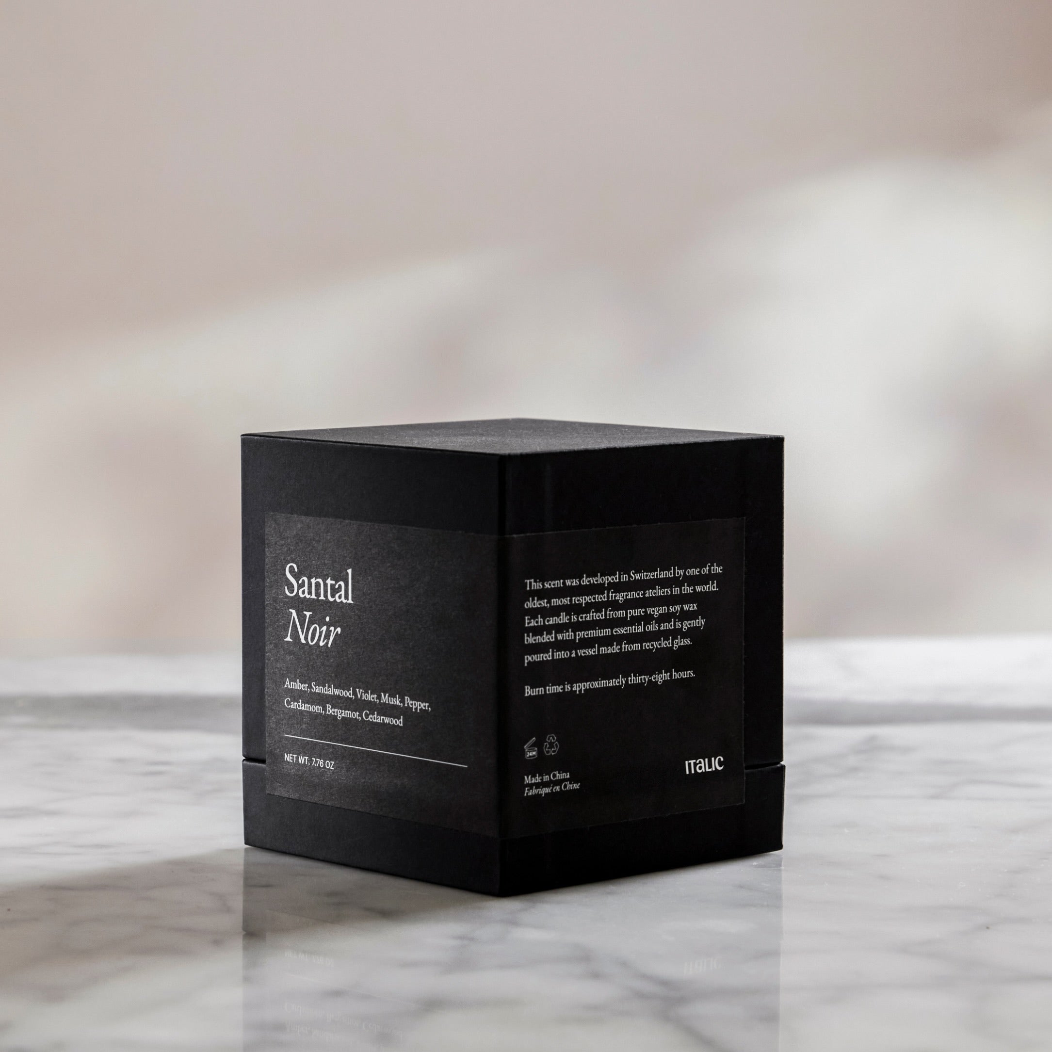 Bougie en verre parfumée Noir Swiss